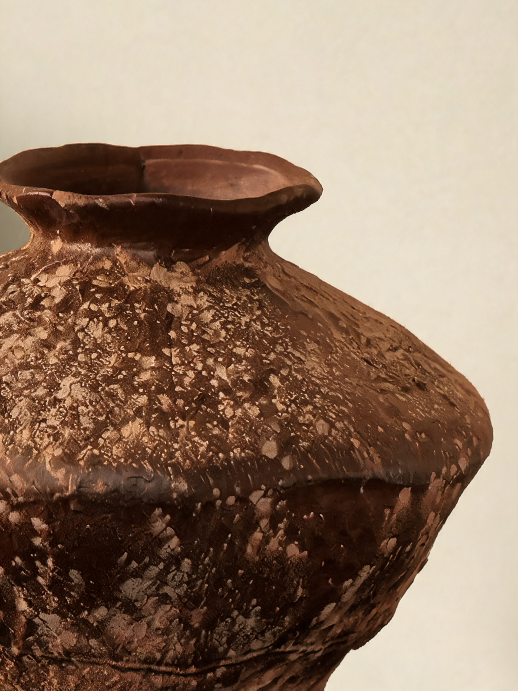 Fengxi Earth Vase