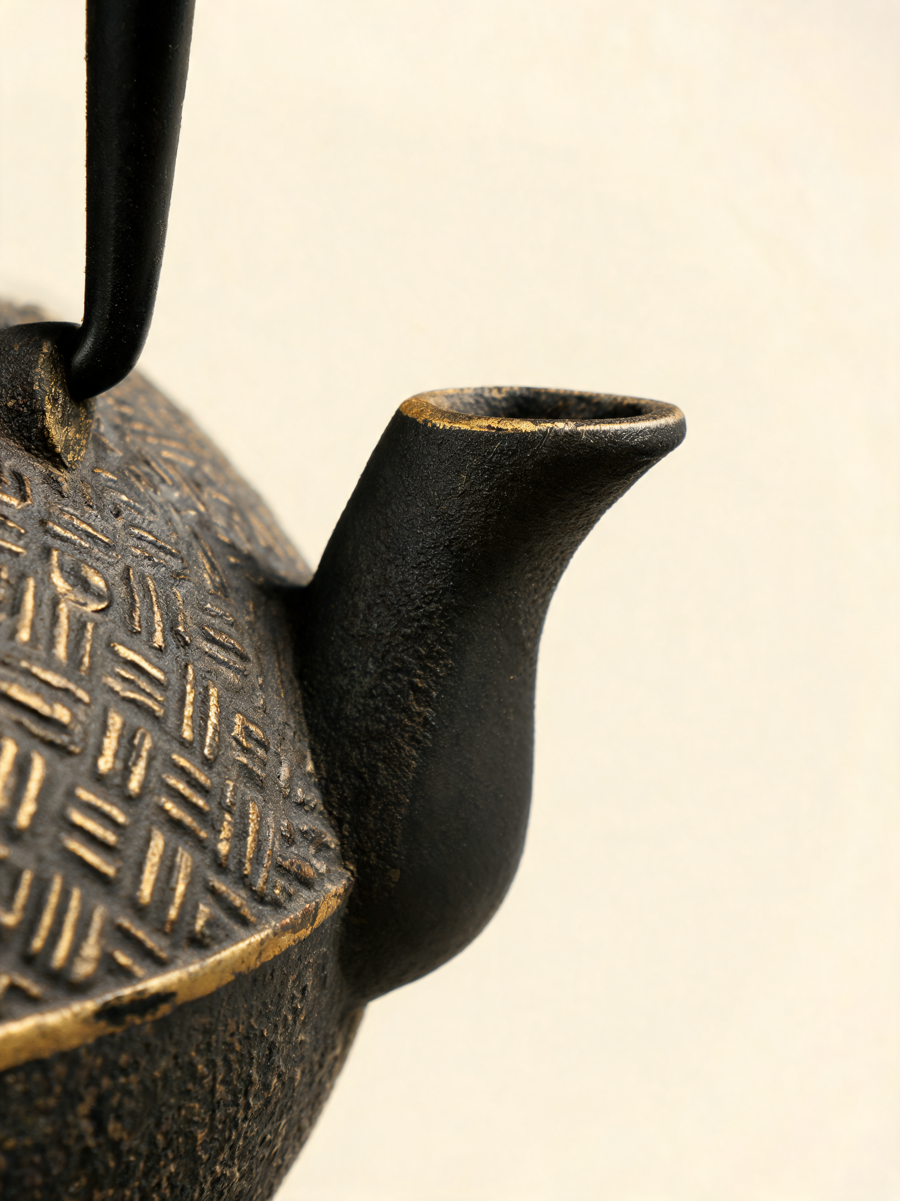 Kagome Cast Iron Tea Pot
