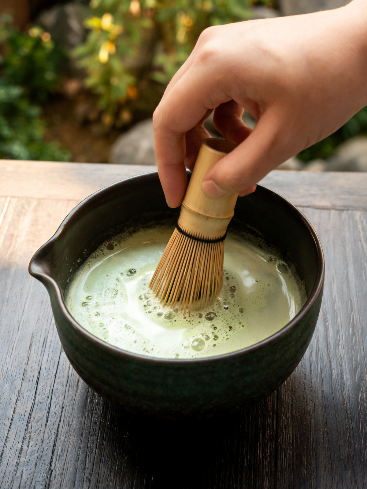 Koke Matcha Set hand pinched irregular bowl rim