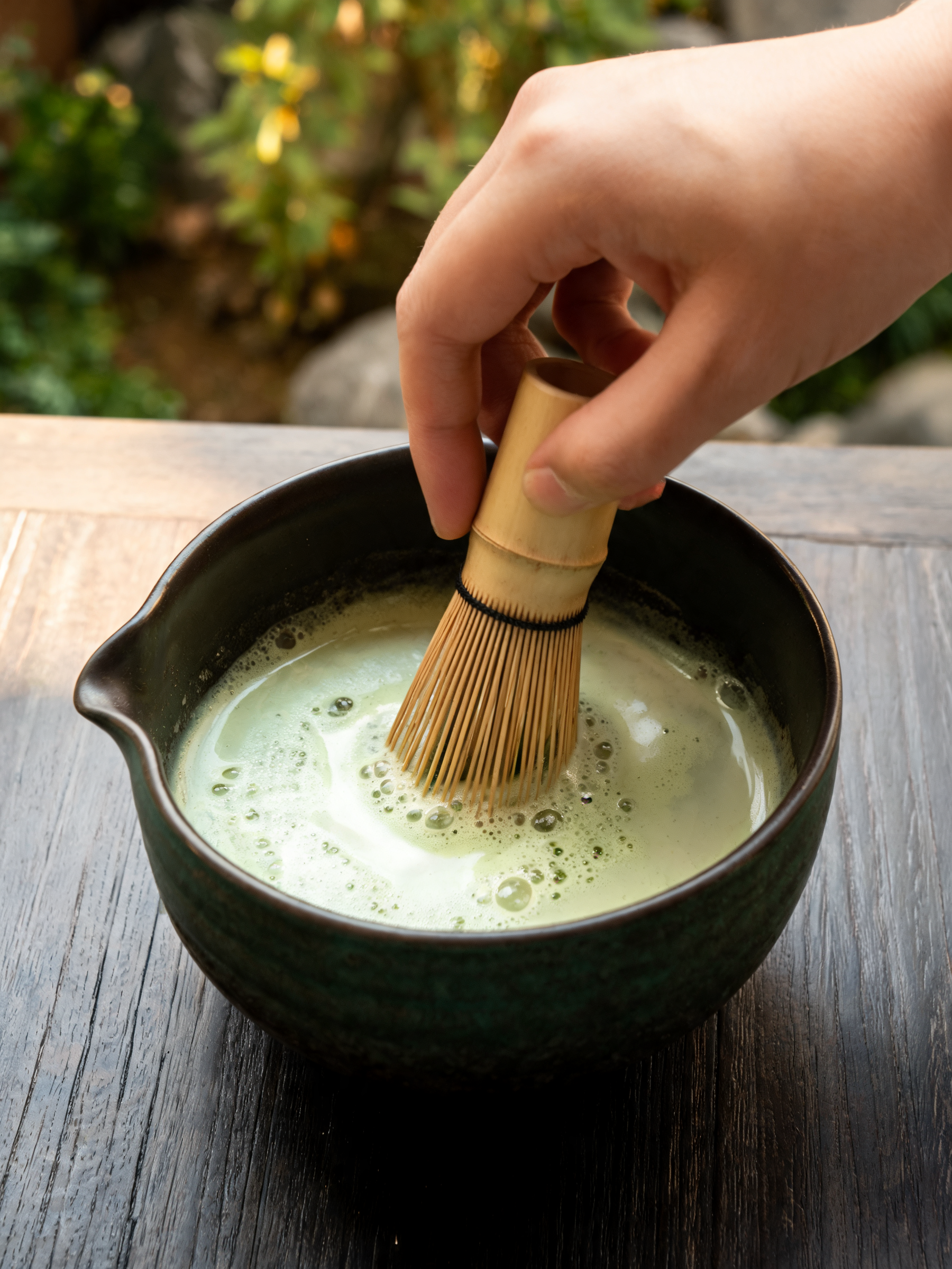 Koke Matcha Set hand pinched irregular bowl rim