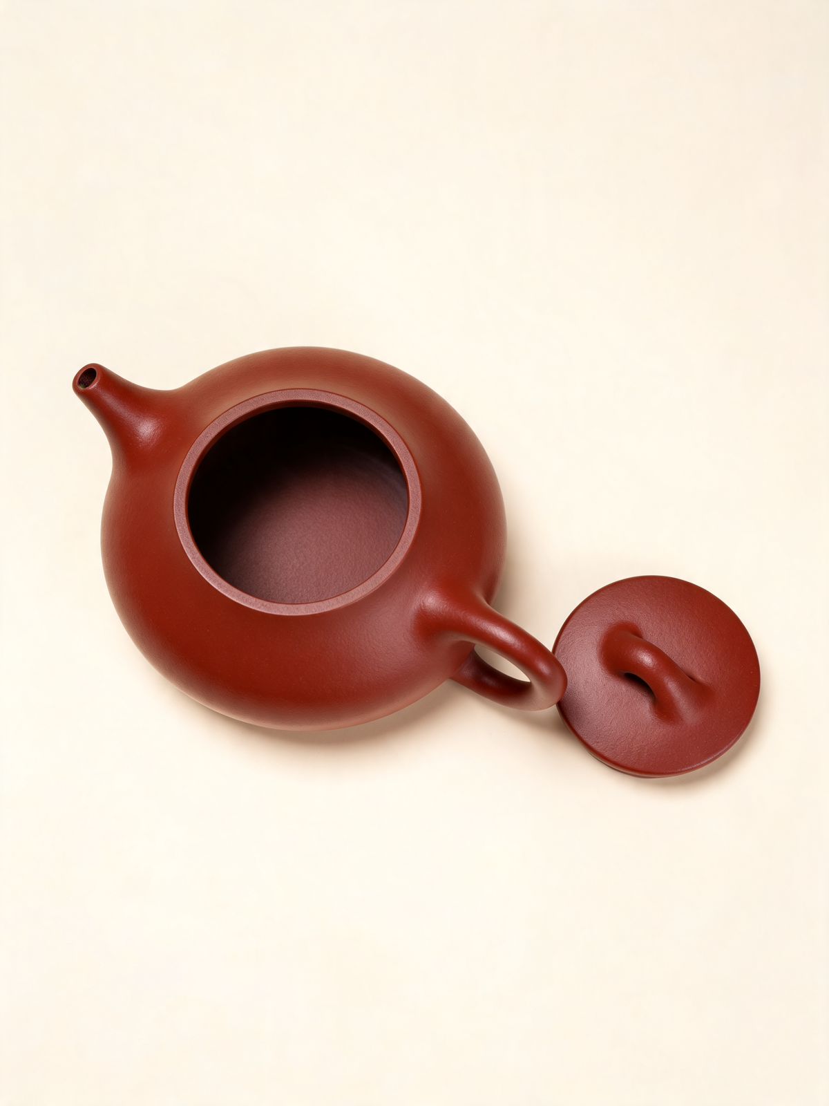 Shipiao teapot shown from a front angle