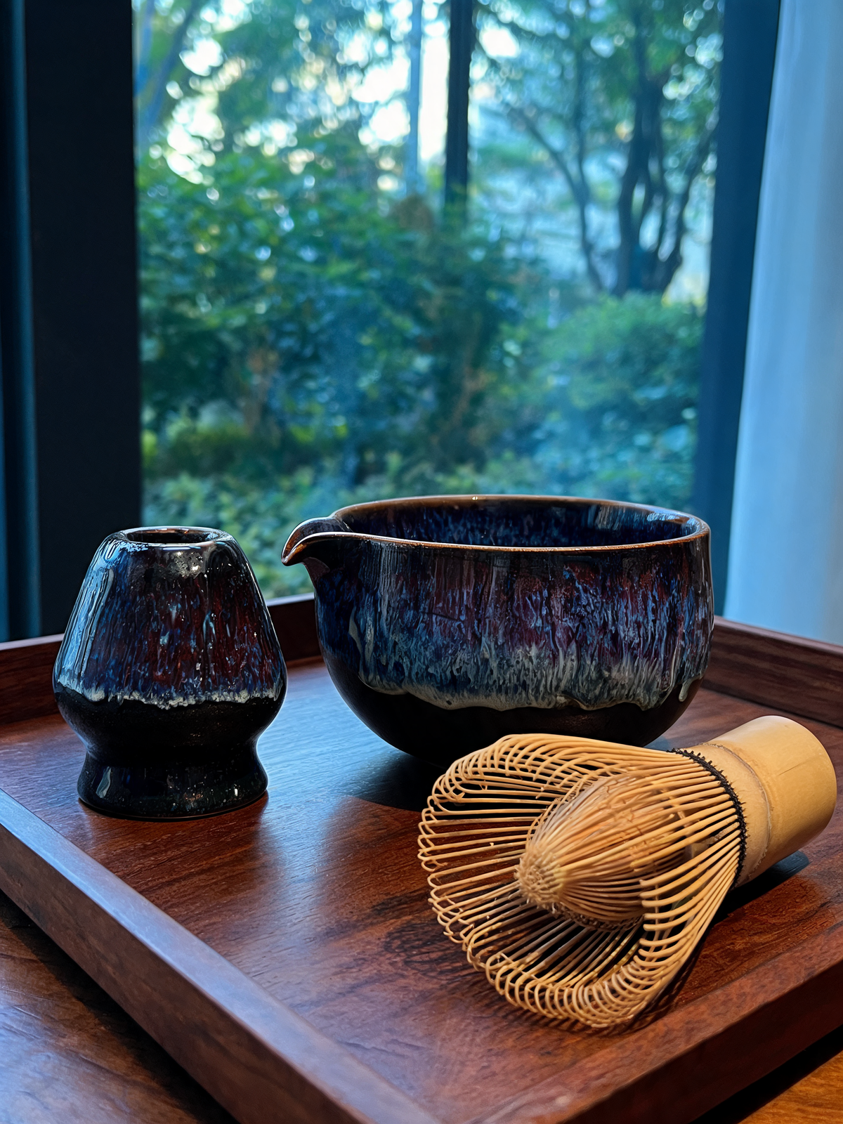 Yaobian Matcha Set with matcha bowl, whisk rest, bamboo whisk and scoop